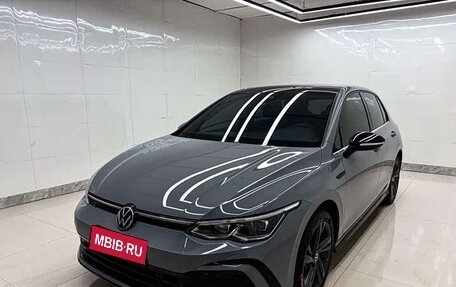 Volkswagen Golf VIII, 2021 год, 1 875 000 рублей, 1 фотография