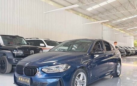 BMW 1 серия, 2022 год, 1 200 000 рублей, 1 фотография