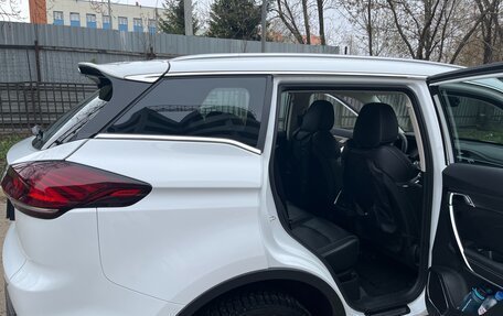 Geely Atlas, 2024 год, 2 400 000 рублей, 4 фотография