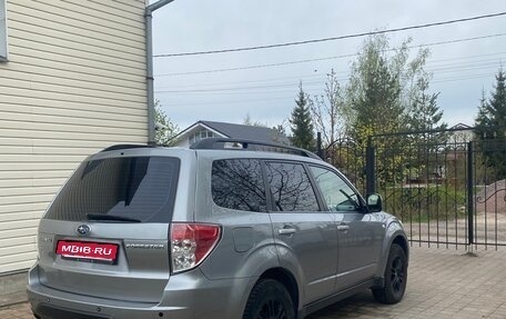 Subaru Forester, 2010 год, 999 000 рублей, 1 фотография