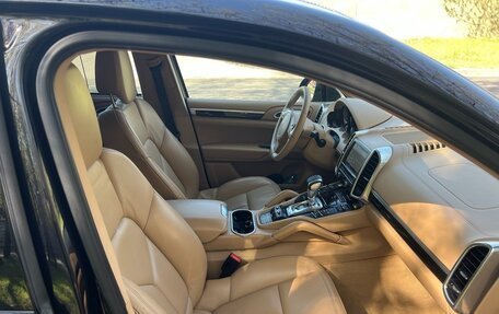 Porsche Cayenne III, 2012 год, 2 290 000 рублей, 10 фотография