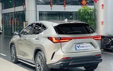 Lexus NX, 2022 год, 2 870 000 рублей, 6 фотография