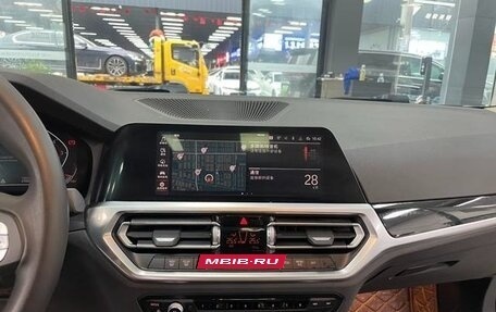 BMW 3 серия, 2023 год, 2 690 000 рублей, 11 фотография