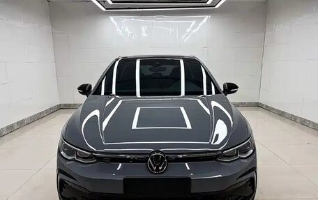 Volkswagen Golf VIII, 2021 год, 1 875 000 рублей, 2 фотография