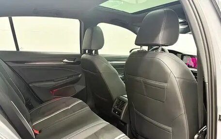 Volkswagen Golf VIII, 2021 год, 1 875 000 рублей, 18 фотография