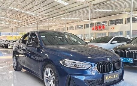 BMW 1 серия, 2022 год, 1 200 000 рублей, 3 фотография