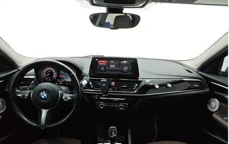BMW 1 серия, 2022 год, 1 761 100 рублей, 10 фотография