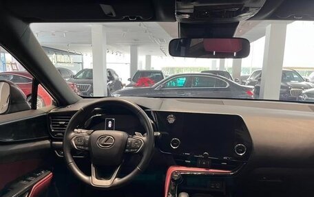 Lexus NX, 2022 год, 2 883 000 рублей, 12 фотография
