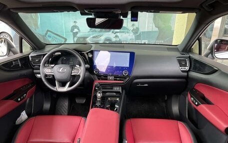 Lexus NX, 2022 год, 2 960 000 рублей, 7 фотография