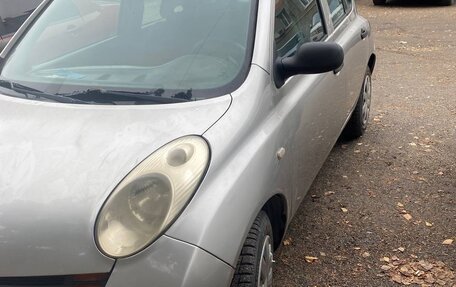 Nissan Micra III, 2004 год, 300 000 рублей, 3 фотография