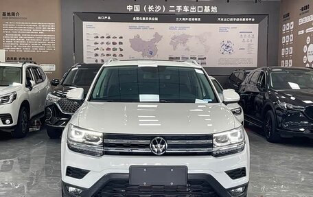 Volkswagen Tharu, 2022 год, 1 720 000 рублей, 2 фотография