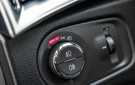 Cadillac SRX II рестайлинг, 2011 год, 1 148 000 рублей, 16 фотография