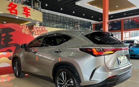 Lexus NX, 2022 год, 2 940 000 рублей, 6 фотография