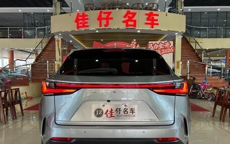 Lexus NX, 2022 год, 2 940 000 рублей, 5 фотография