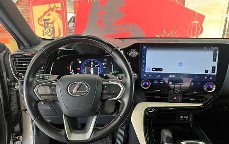 Lexus NX, 2022 год, 2 940 000 рублей, 12 фотография