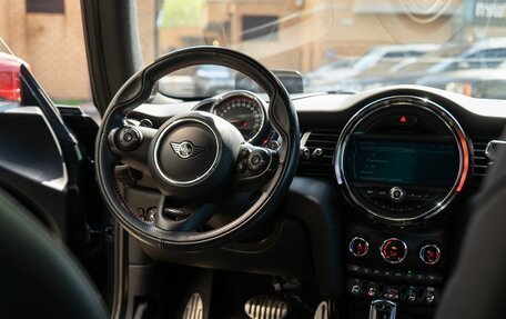 MINI Hatch, 2020 год, 2 750 000 рублей, 6 фотография