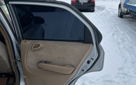 Honda Fit Aria, 2005 год, 289 000 рублей, 9 фотография