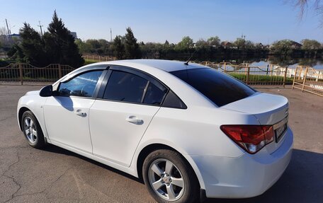 Chevrolet Cruze II, 2011 год, 720 000 рублей, 3 фотография