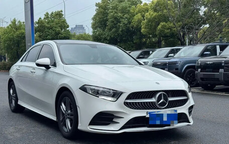 Mercedes-Benz A-Класс, 2022 год, 1 397 520 рублей, 3 фотография