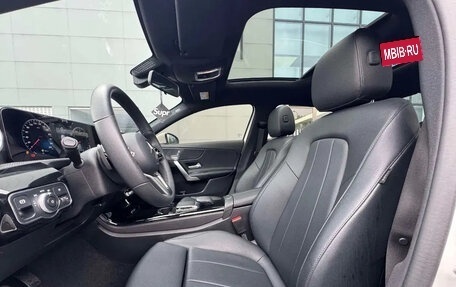 Mercedes-Benz A-Класс, 2022 год, 1 397 520 рублей, 4 фотография