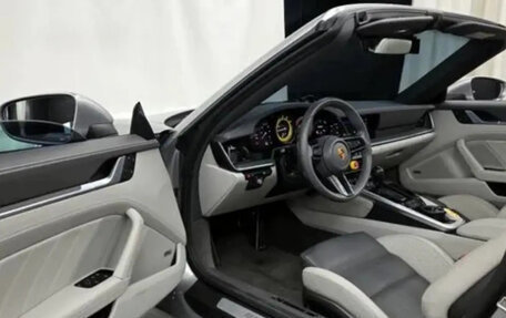 Porsche 911, 2022 год, 16 000 000 рублей, 14 фотография