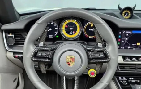 Porsche 911, 2022 год, 16 000 000 рублей, 10 фотография