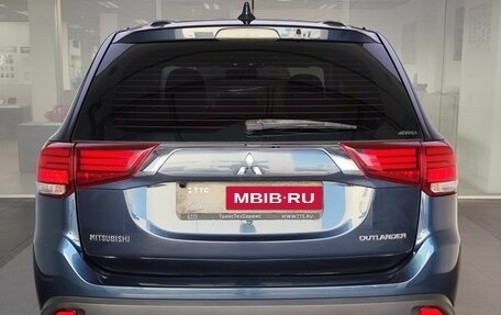 Mitsubishi Outlander III рестайлинг 3, 2019 год, 2 449 000 рублей, 4 фотография