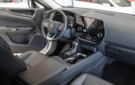 Lexus NX, 2025 год, 6 990 000 рублей, 17 фотография