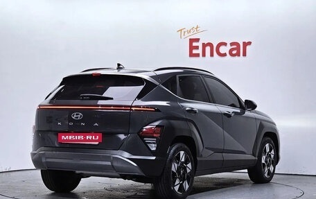 Hyundai Kona, 2023 год, 2 300 000 рублей, 2 фотография