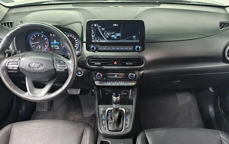 Hyundai Kona I, 2022 год, 1 517 000 рублей, 6 фотография