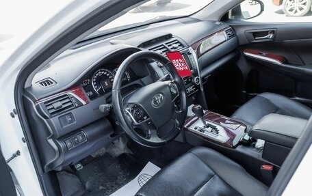 Toyota Camry, 2013 год, 1 530 000 рублей, 9 фотография