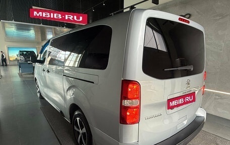 Peugeot Traveller I, 2019 год, 2 049 000 рублей, 6 фотография