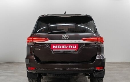 Toyota Fortuner II, 2021 год, 4 500 000 рублей, 5 фотография