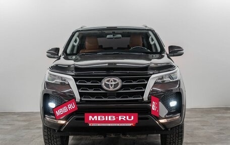 Toyota Fortuner II, 2021 год, 4 500 000 рублей, 3 фотография
