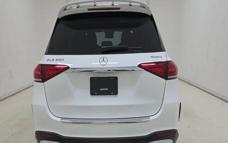 Mercedes-Benz GLE, 2022 год, 6 850 000 рублей, 2 фотография