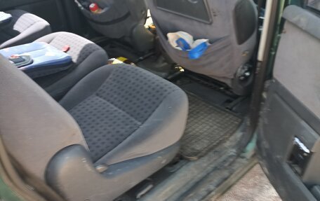 Volkswagen Sharan I рестайлинг, 2001 год, 280 000 рублей, 4 фотография