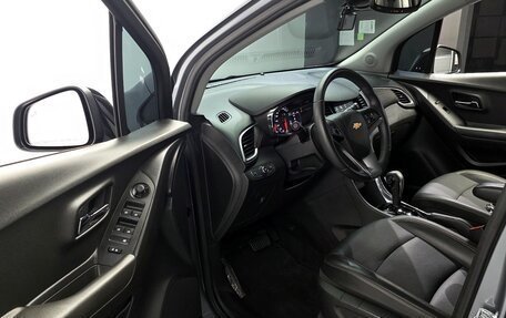 Chevrolet Trax, 2021 год, 1 042 000 рублей, 5 фотография
