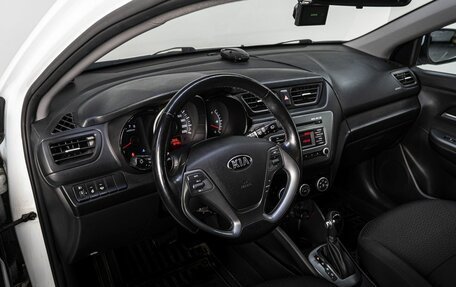 KIA Rio III рестайлинг, 2017 год, 1 470 000 рублей, 10 фотография