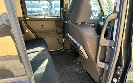 Toyota Roomy I, 2023 год, 864 080 рублей, 13 фотография