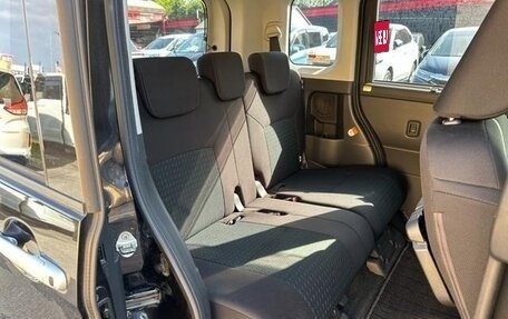 Toyota Roomy I, 2023 год, 864 080 рублей, 14 фотография