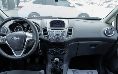 Ford Fiesta, 2016 год, 735 000 рублей, 10 фотография