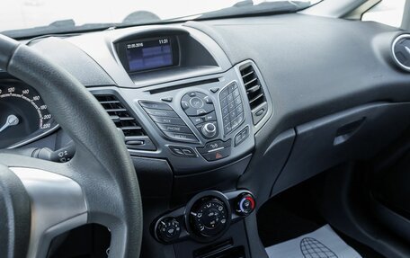 Ford Fiesta, 2016 год, 735 000 рублей, 16 фотография