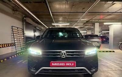 Volkswagen Tiguan II, 2019 год, 3 240 000 рублей, 1 фотография