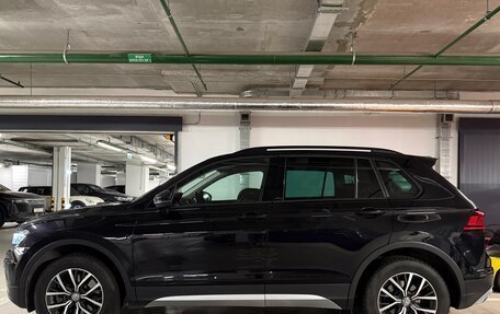 Volkswagen Tiguan II, 2019 год, 3 240 000 рублей, 2 фотография