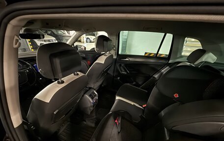 Volkswagen Tiguan II, 2019 год, 3 240 000 рублей, 7 фотография