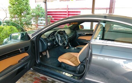 Mercedes-Benz E-Класс, 2012 год, 1 500 000 рублей, 10 фотография