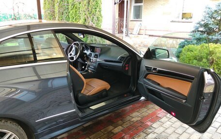 Mercedes-Benz E-Класс, 2012 год, 1 500 000 рублей, 9 фотография