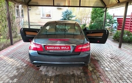 Mercedes-Benz E-Класс, 2012 год, 1 500 000 рублей, 8 фотография