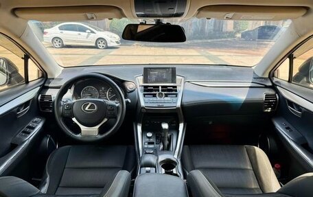 Lexus NX I, 2020 год, 2 170 000 рублей, 11 фотография