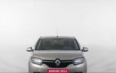Renault Logan II, 2017 год, 889 000 рублей, 2 фотография